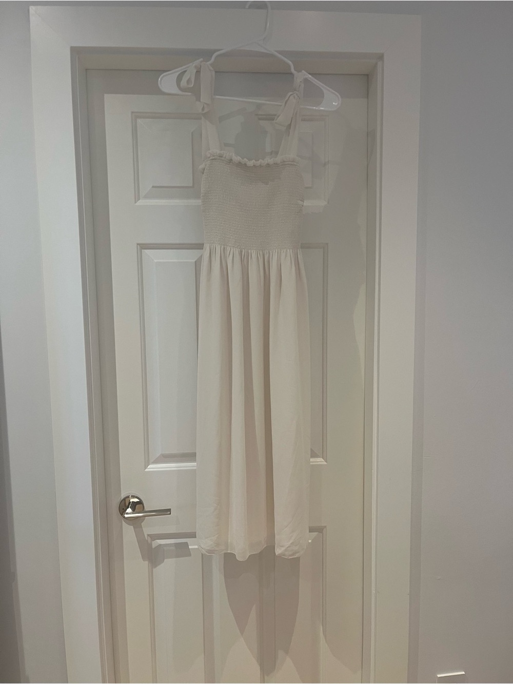 Wilfred Golden Hours Smocked Midi Dress